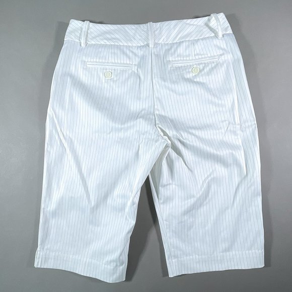 Worthington Petite Stretch White Shorts‎ with Black Vertical Dash Design Size 4P - Picture 2 of 14